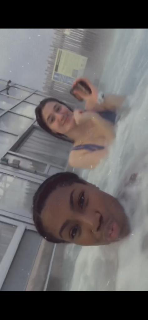 Outdoor hot tub at Kalahari
